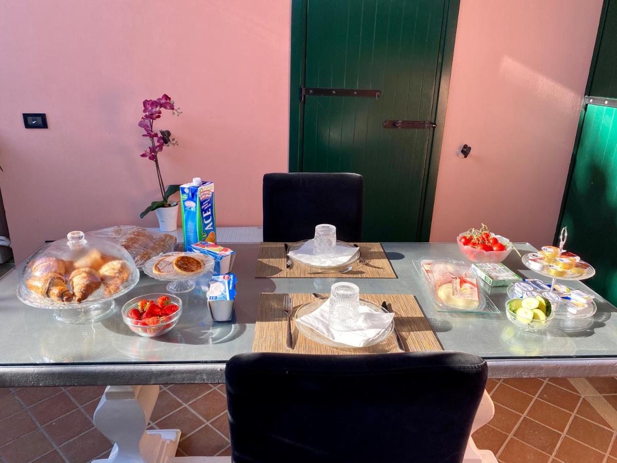 B&B Garda 4U Дезенцано-дель-Гарда Экстерьер фото