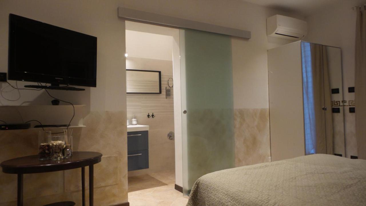 B&B Garda 4U Дезенцано-дель-Гарда Экстерьер фото