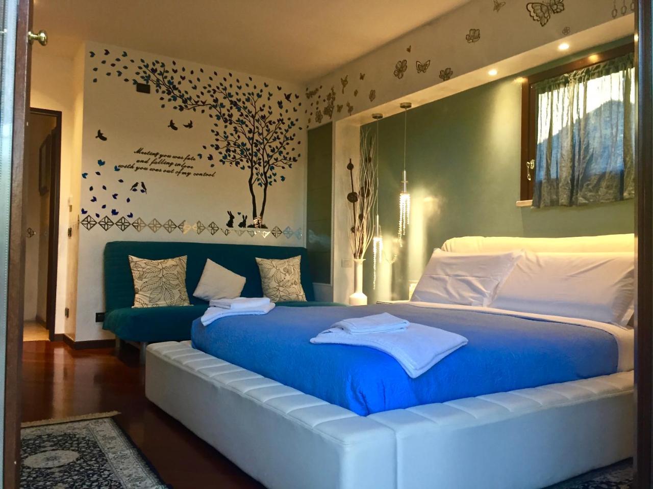 B&B Garda 4U Дезенцано-дель-Гарда Экстерьер фото
