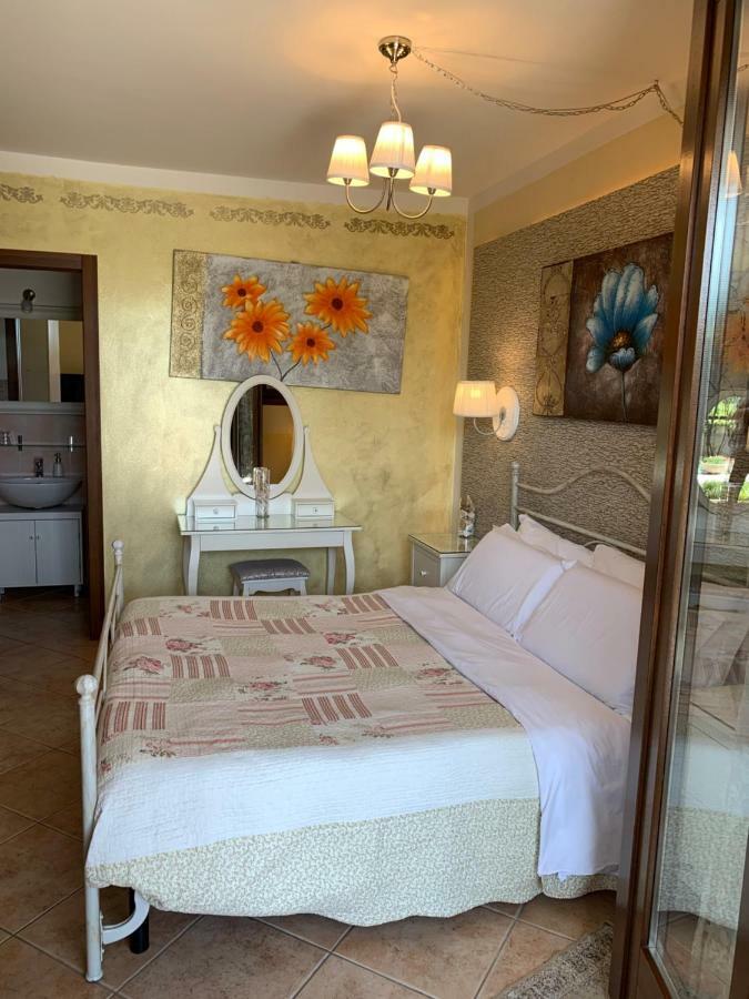 B&B Garda 4U Дезенцано-дель-Гарда Экстерьер фото