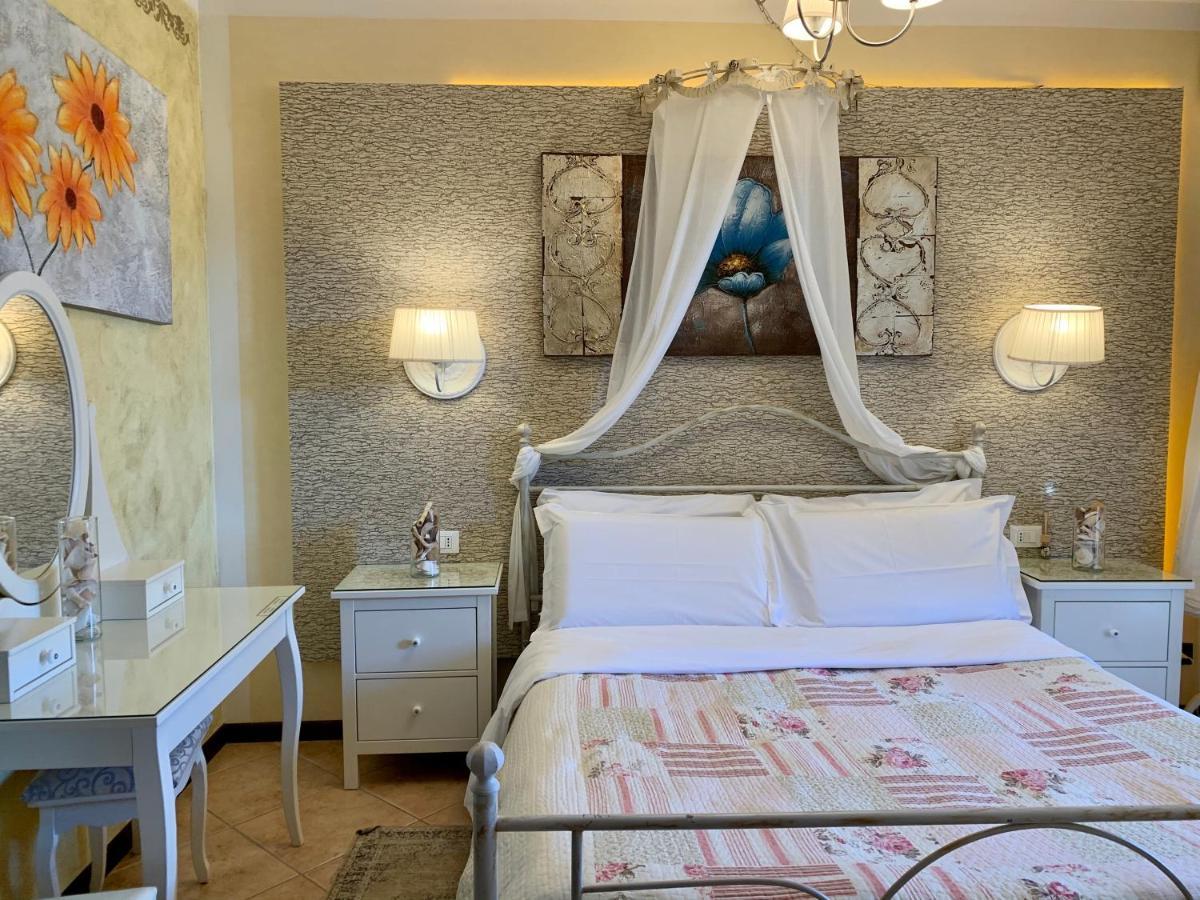 B&B Garda 4U Дезенцано-дель-Гарда Экстерьер фото
