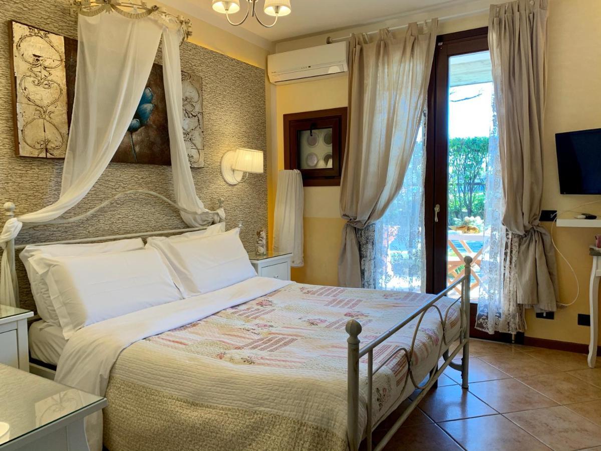 B&B Garda 4U Дезенцано-дель-Гарда Экстерьер фото
